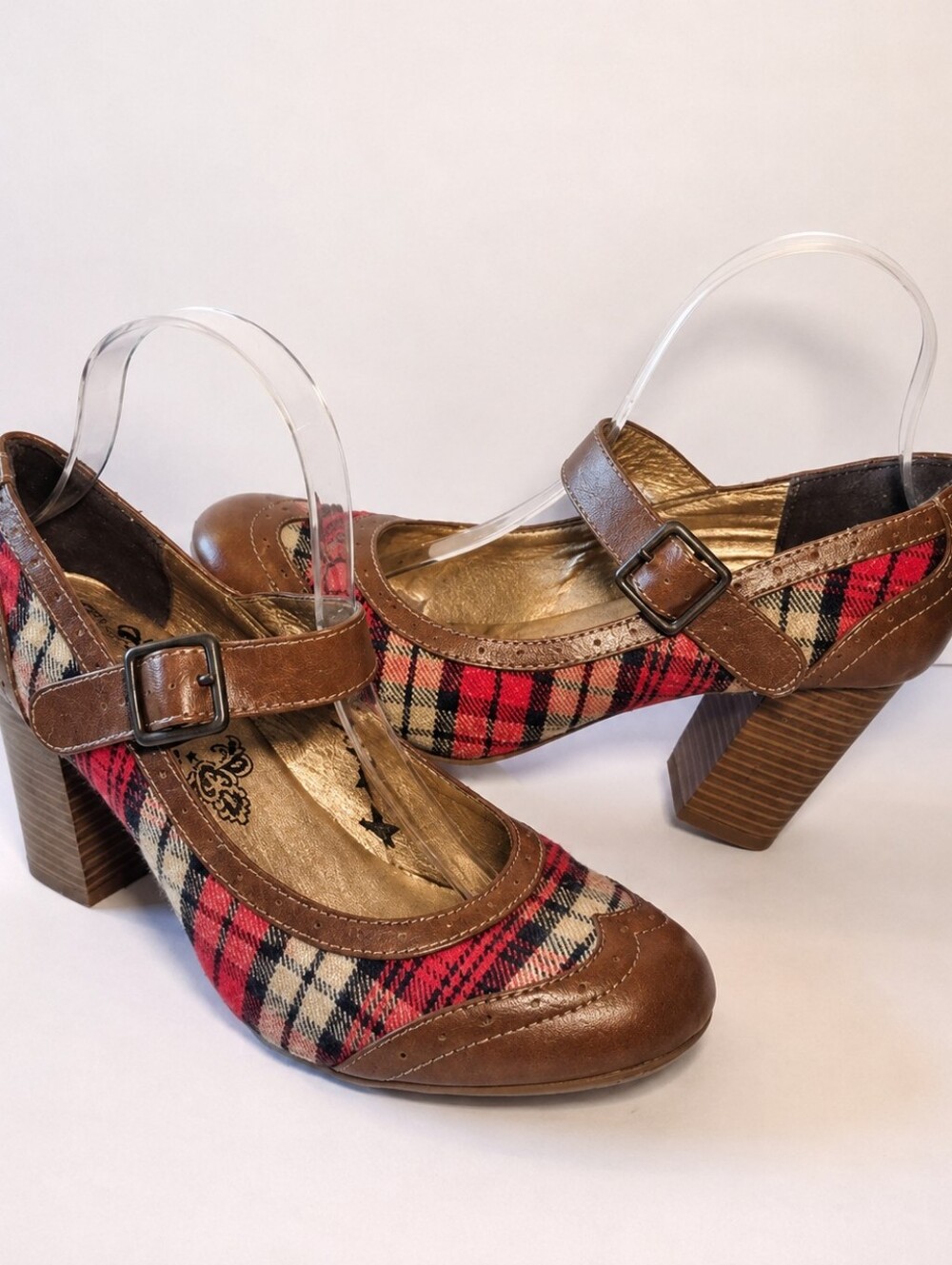VINTAGE Mudd Tartan Plaid Faux Leather Wingtip Mary Jane Pumps 3" Heel Size 7.5